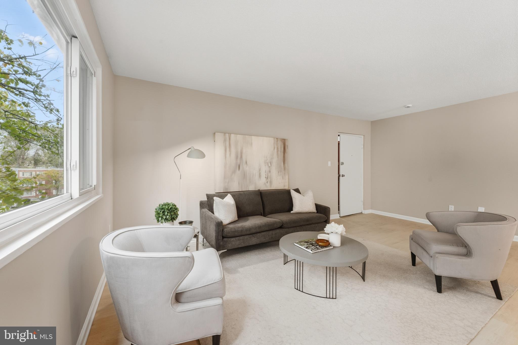 3829 HAMILTON STREET E-304