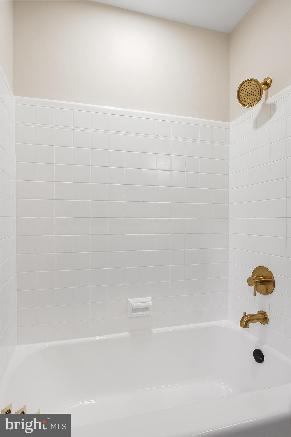 NORTH SPRINGBROOK - Residential
