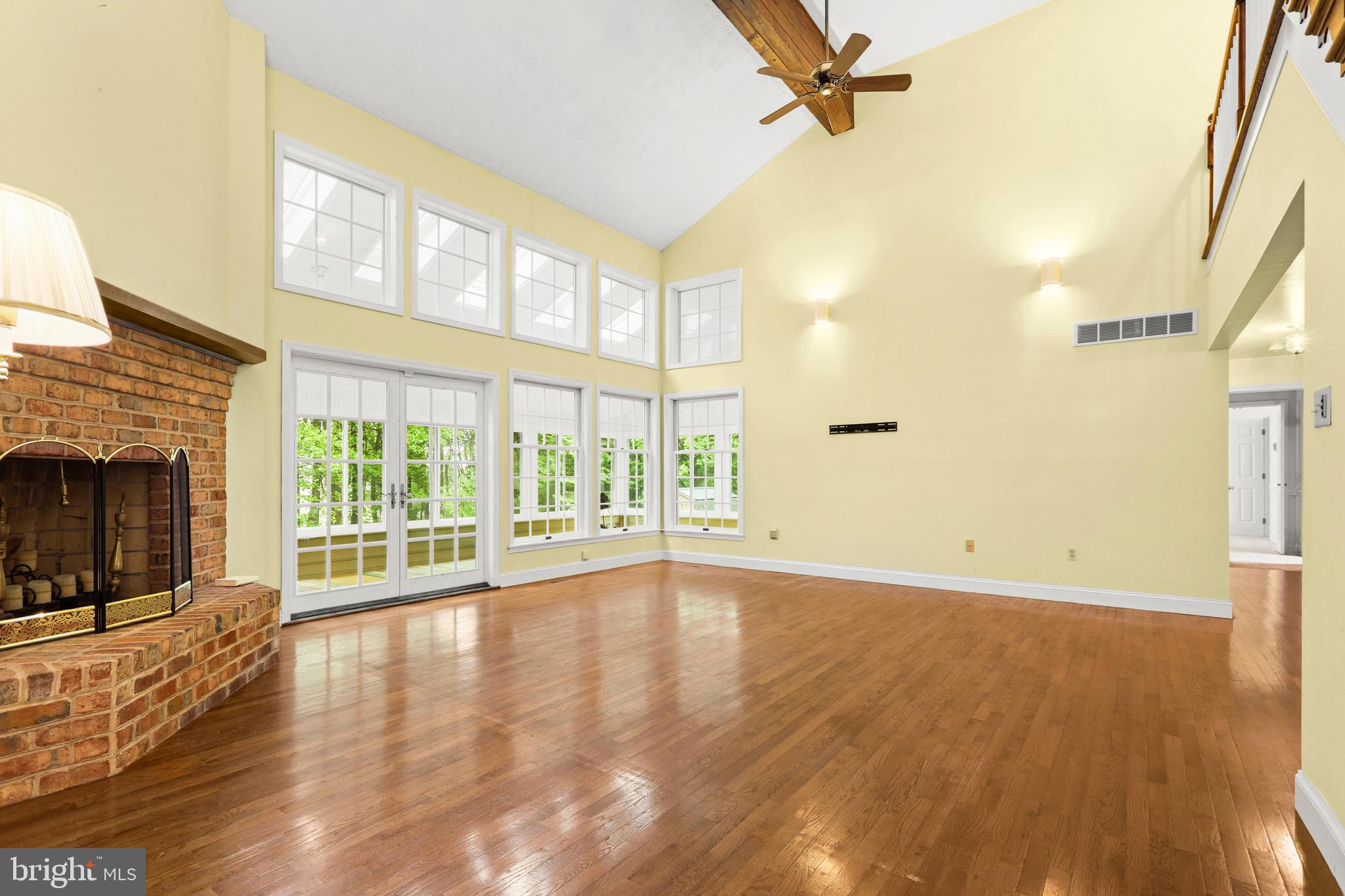 LONG GREEN MANOR - Residential