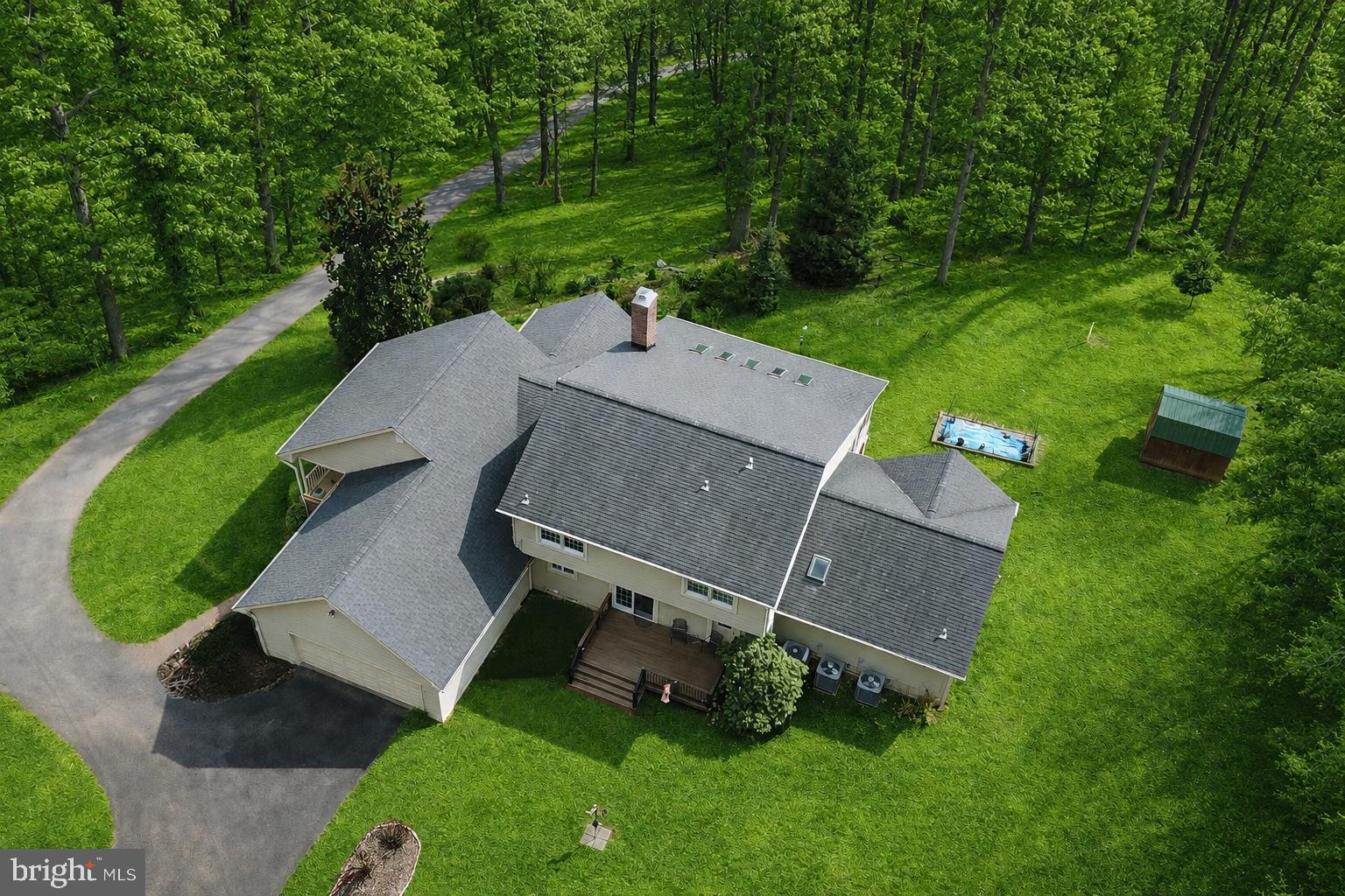 LONG GREEN MANOR - Residential