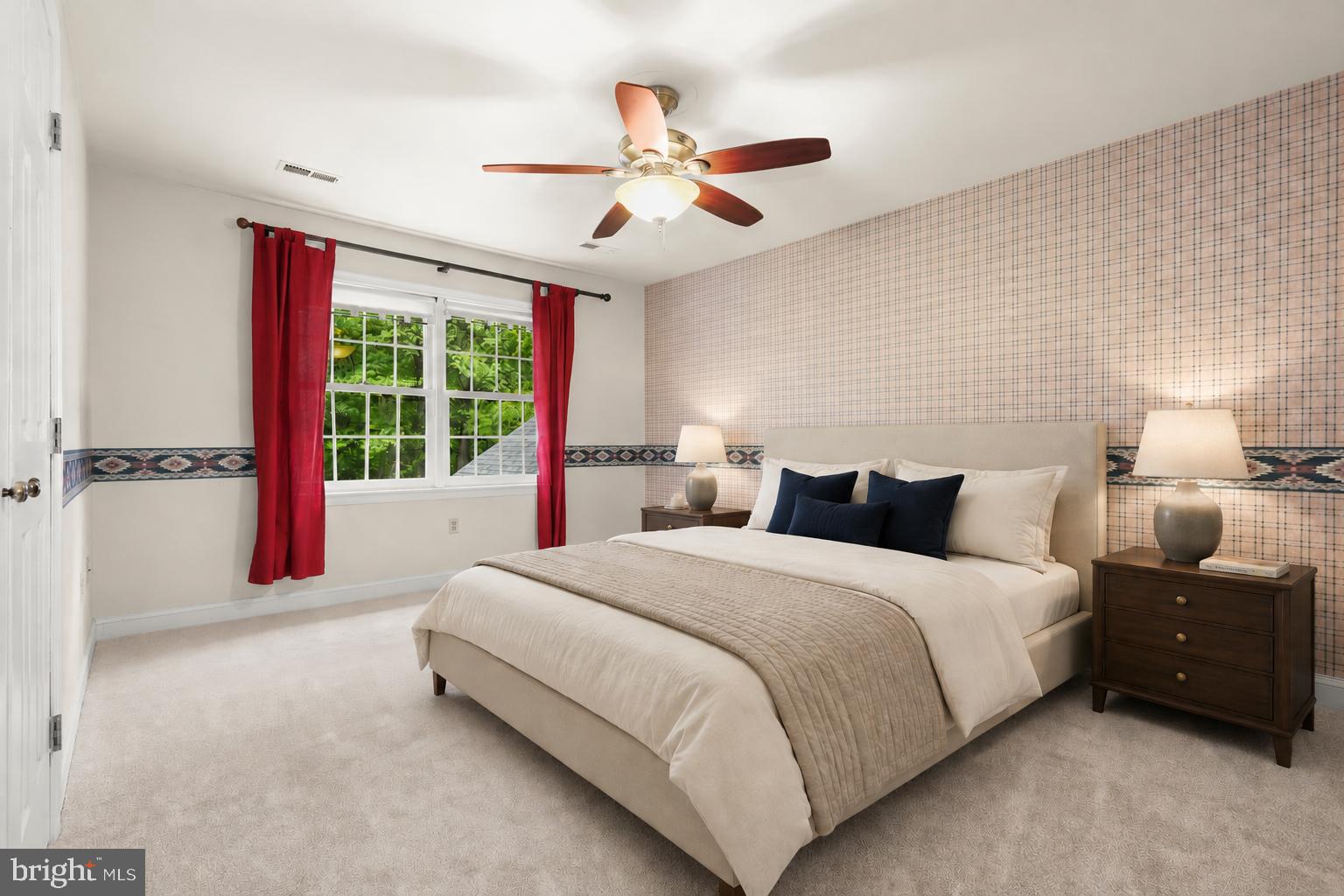 LONG GREEN MANOR - Residential