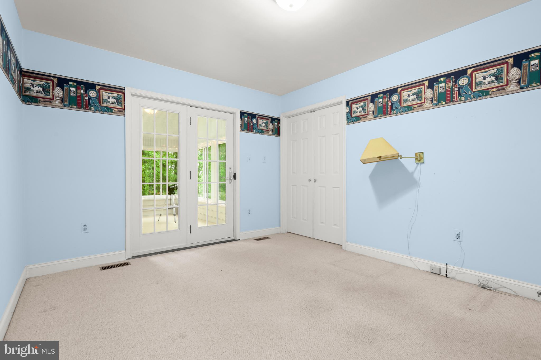 LONG GREEN MANOR - Residential