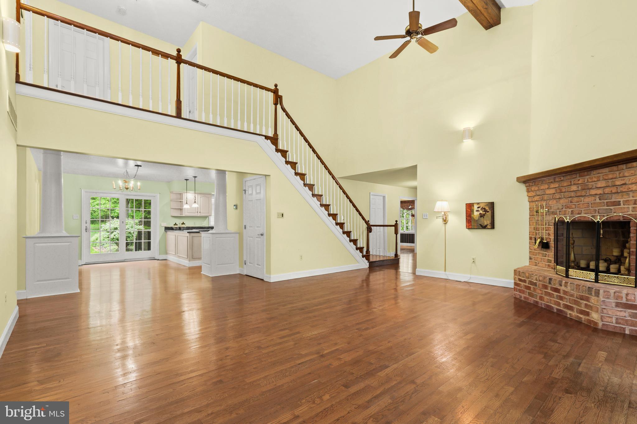 LONG GREEN MANOR - Residential