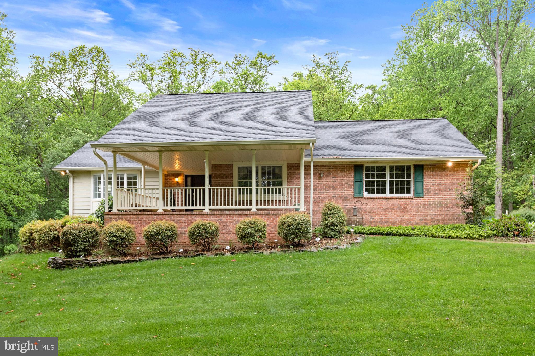 LONG GREEN MANOR - Residential