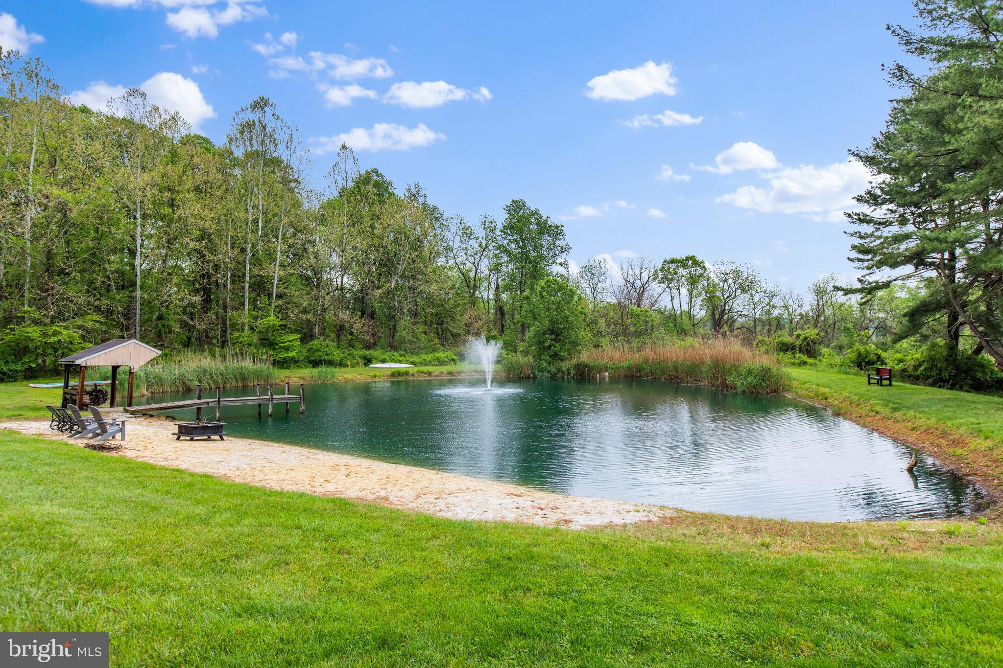 LONG GREEN MANOR - Residential
