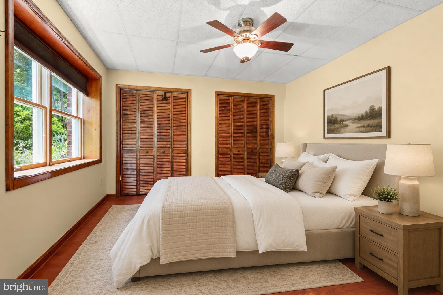 LONG GREEN MANOR - Residential