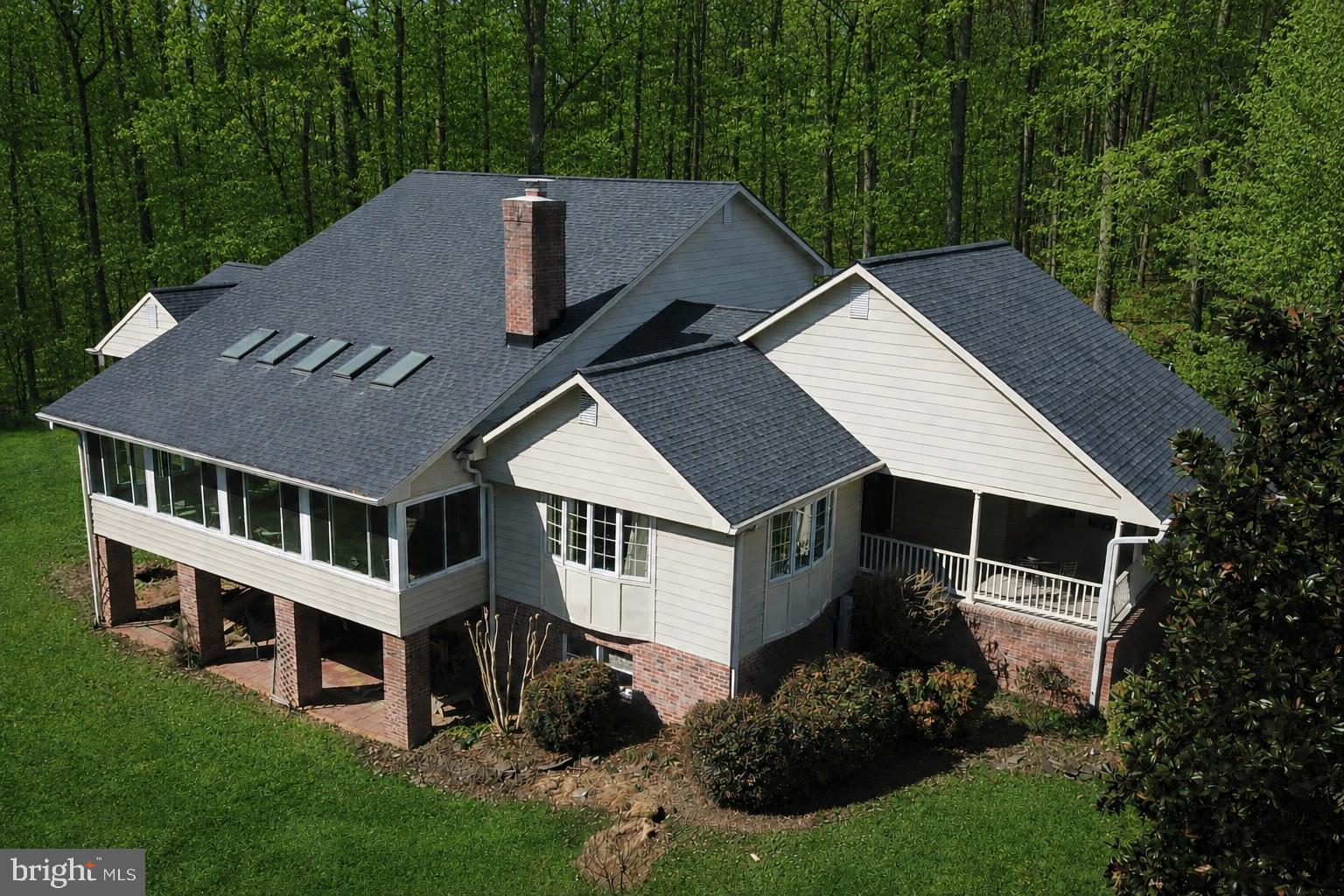 LONG GREEN MANOR - Residential