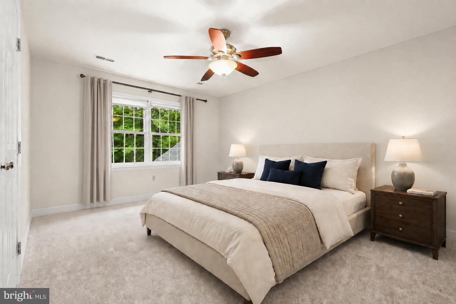 LONG GREEN MANOR - Residential
