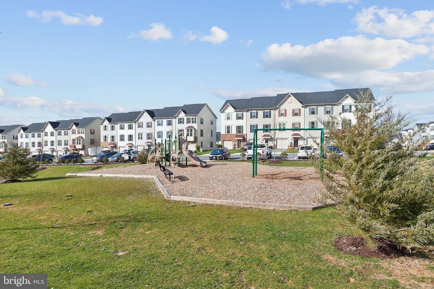 Welcome to this spacious top-floor condo offering a comfortable lifestyle! This home features a large primary bedroom with a soaking tub, perfect for relaxation. The generous living room is ideal for entertaining, and the large island in the kitchen provides ample space for meal prep. Enjoy cooking with a gas stove and the convenience of all appliances included.

This community offers two tot lots nearby and is within walking distance to elementary, middle, and high schools. There is plenty of open space to enjoy the outdoors, and a private balcony off the kitchen provides a relaxing retreat.

Condo fees include water, sewer, and trash, adding to the convenience of living here. Located close to Frederick Highway 70 and New Market, you'll have easy access to amenities. Plus, a Weis supermarket and Sheetz are being built just about half a mile away.

Don't miss this opportunity to own a 3-bedroom, 2.5-bathroom condo in a convenient and desirable location!