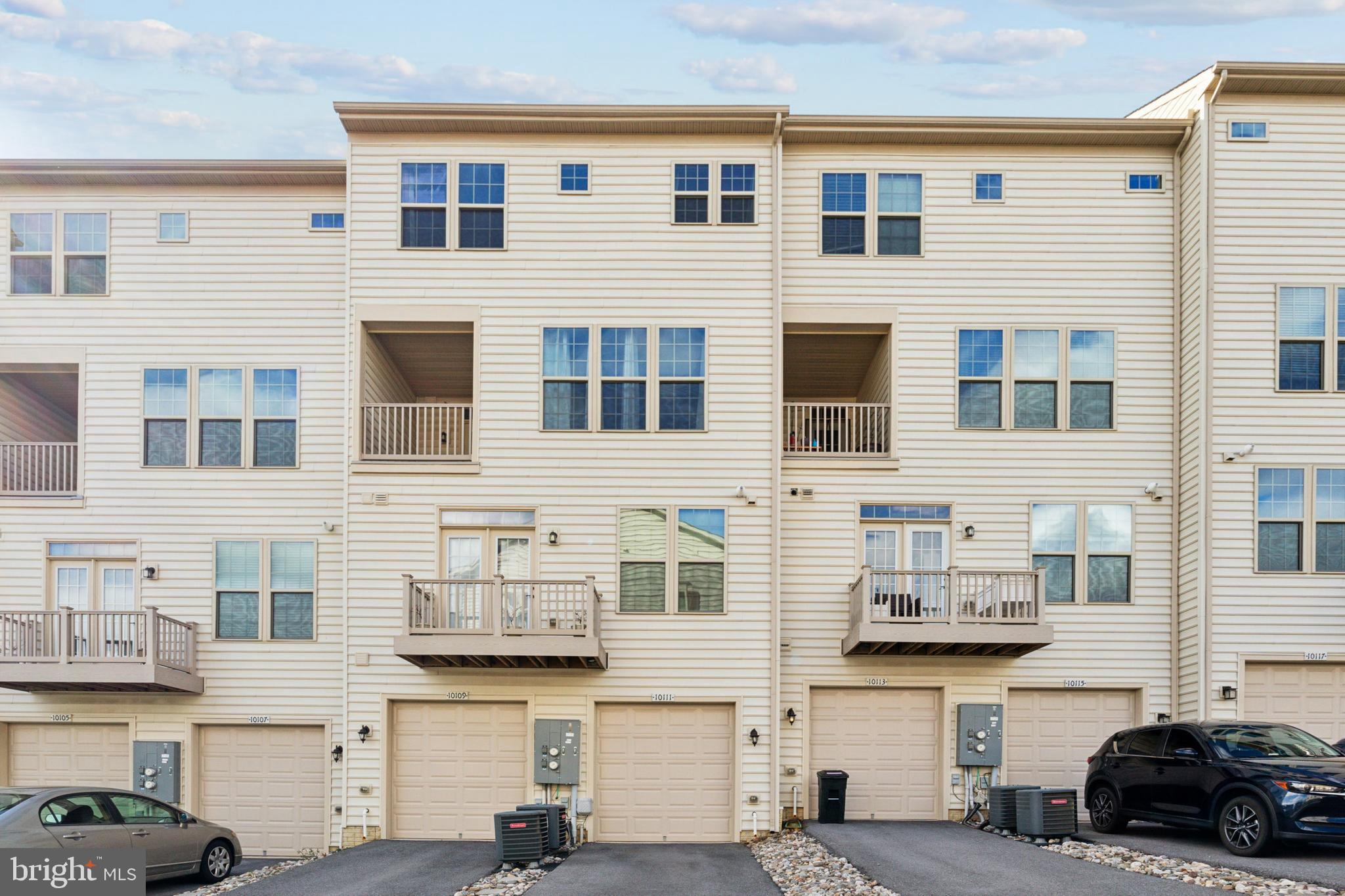 OAKDALE VILLAGE - Residential