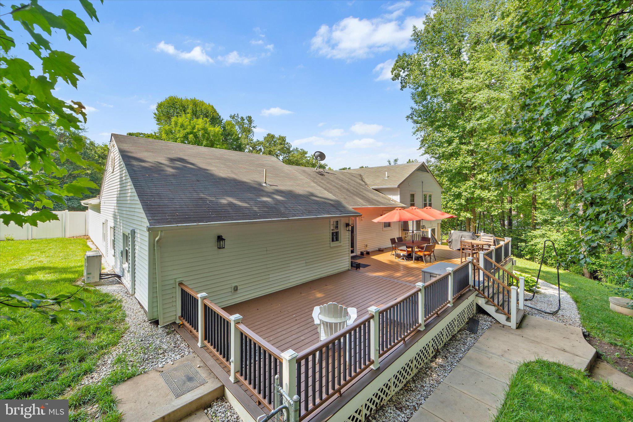 LAUREL RIDGE - Residential