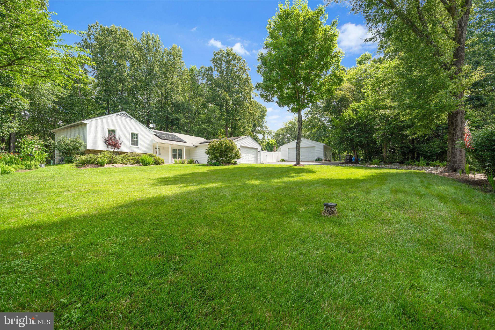 LAUREL RIDGE - Residential