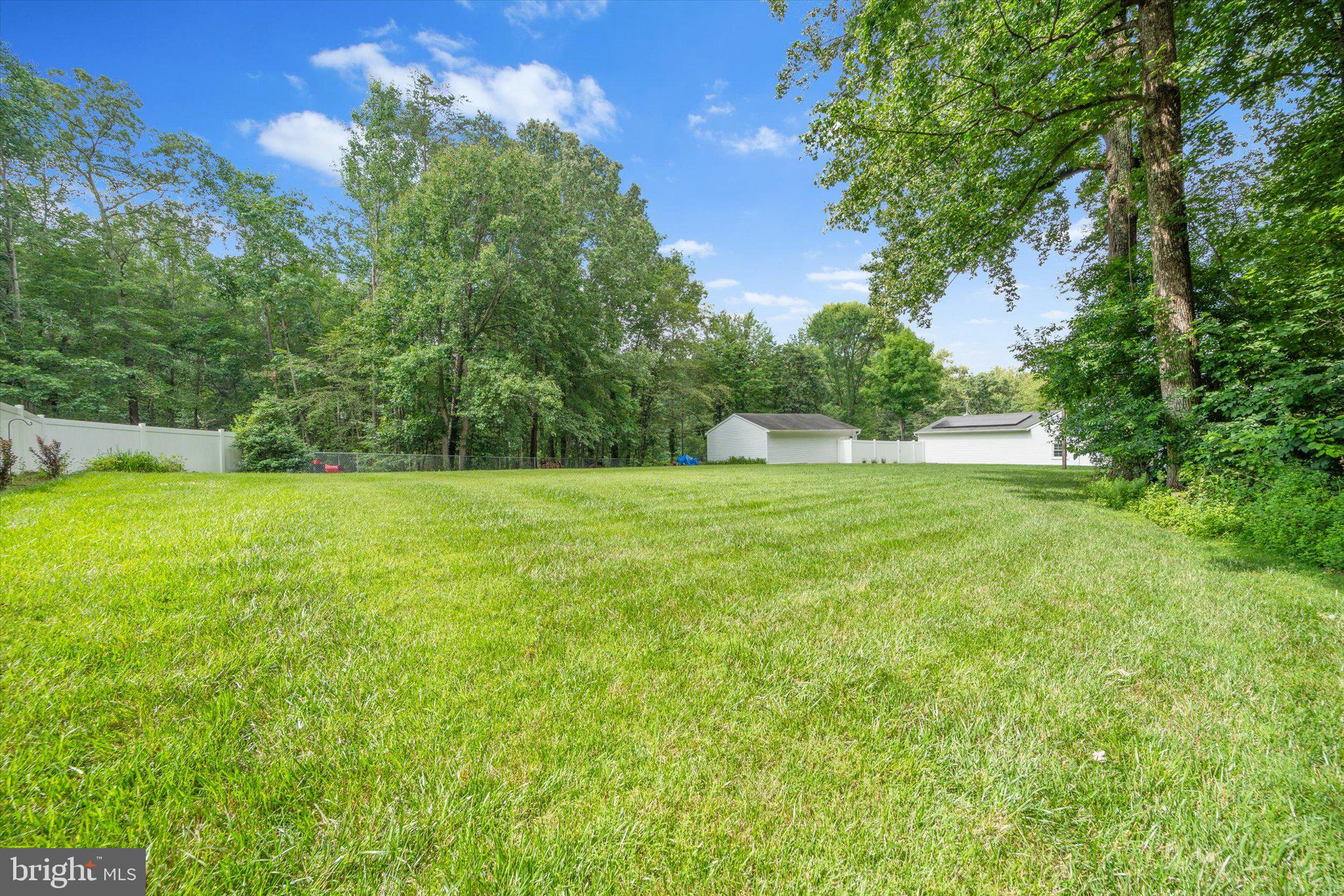 LAUREL RIDGE - Residential