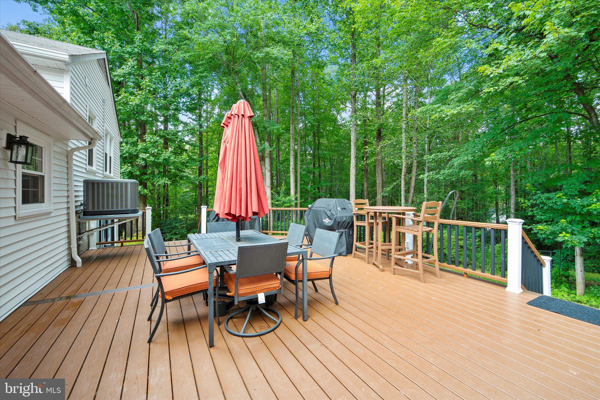 LAUREL RIDGE - Residential