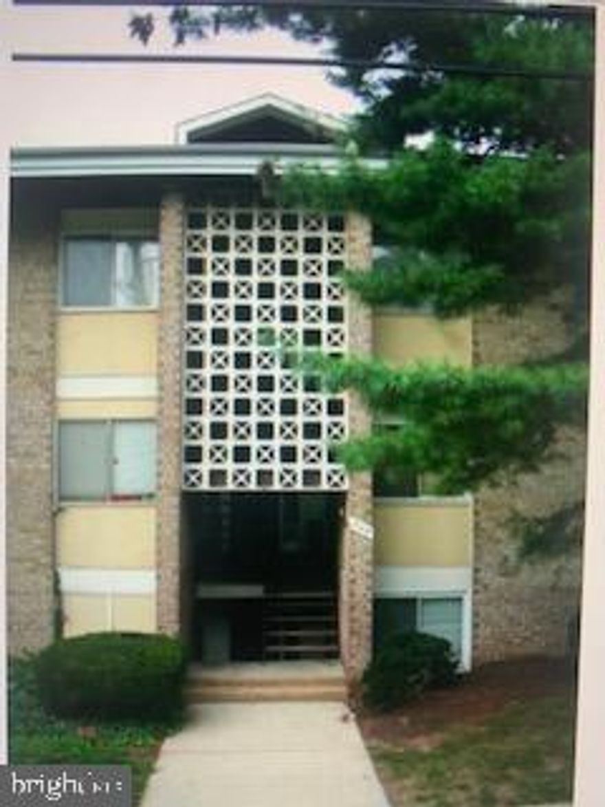 Charming end unit 2 BR Condo with a private patio. ALL UTILITIES INCLUDED- (water gas & electricity) Open Floor plan, new refrigerator, new stove , new tile, fully renovated bathroom 2023, painted  in 2021. storage, and access to laundry right in the basement. Parking pass, swimming pool all included. Near MGM, National Harbor, Tanger outlet, Target, Home Depot & too many to mention. 495 Freeway & Public transportation right at your doorway. A stone's throw to DC or Virginia....near both Air Force bases