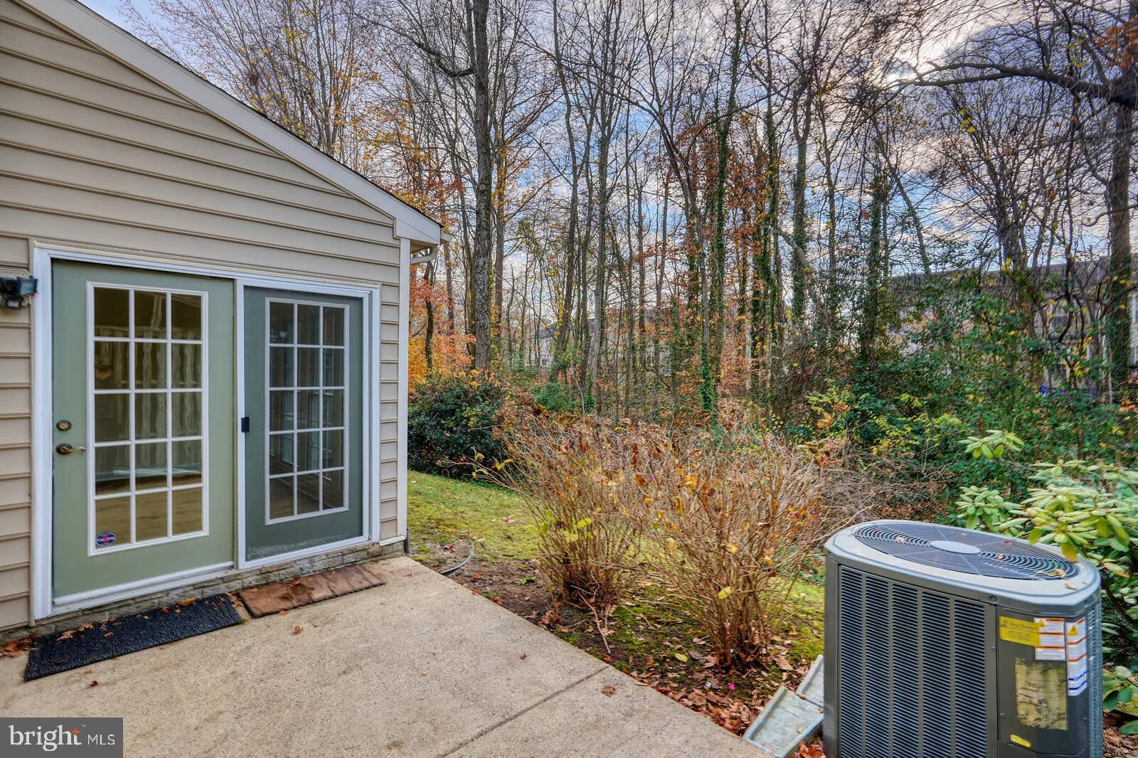 SOUTH RIVER COLONY - Residential