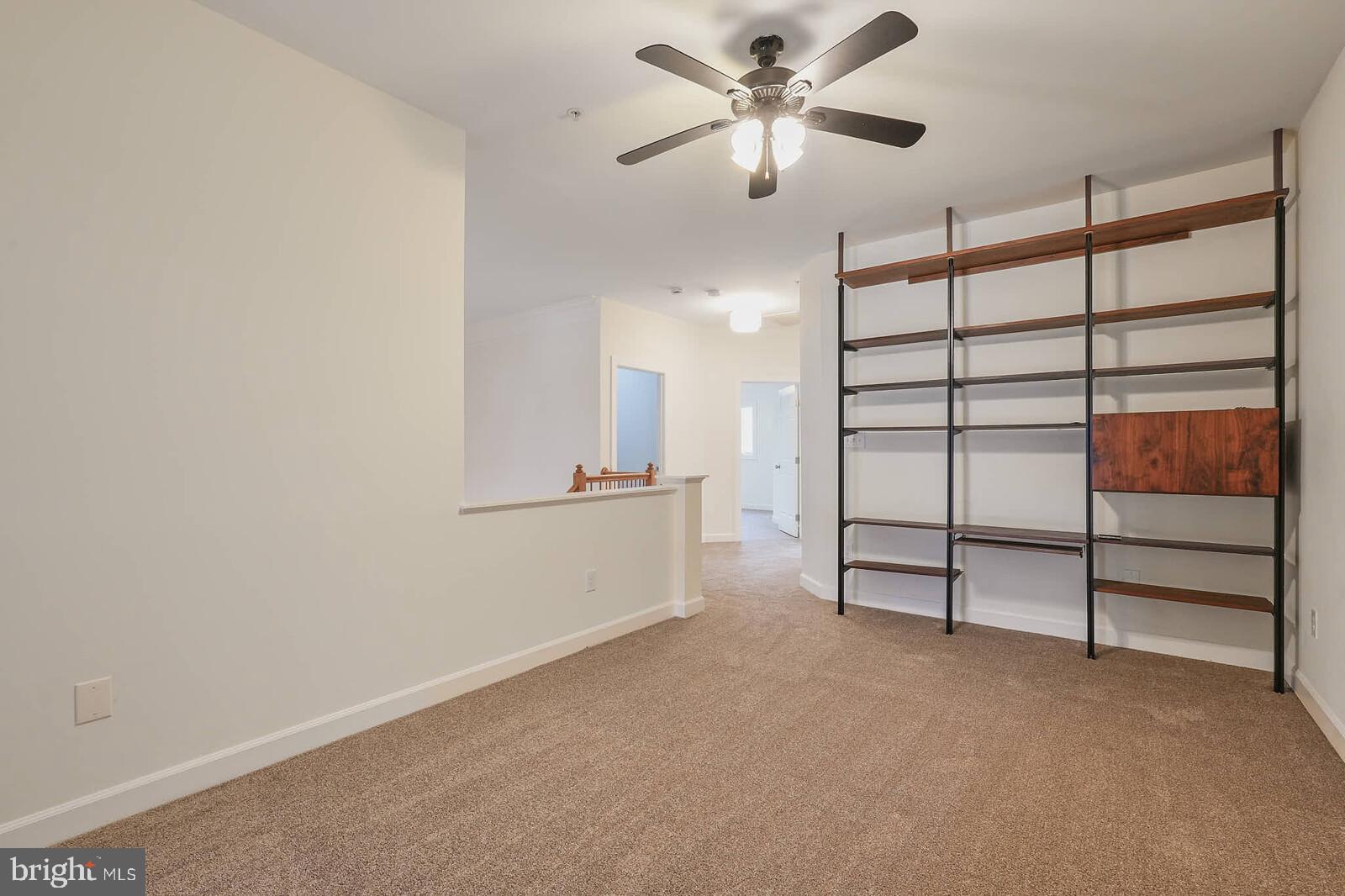 SOUTH RIVER COLONY - Residential