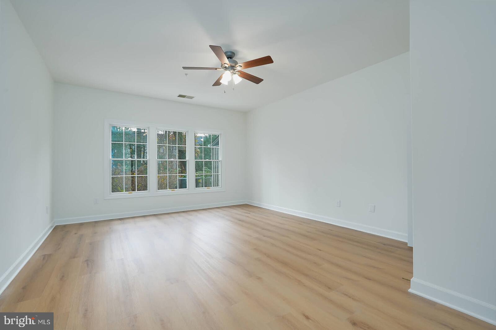 SOUTH RIVER COLONY - Residential