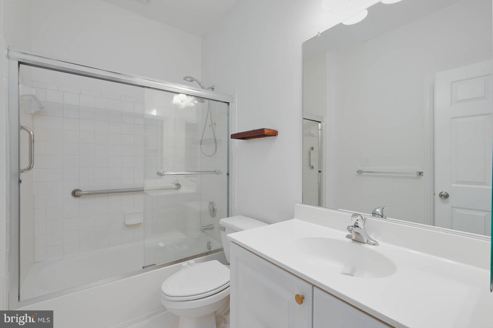 SOUTH RIVER COLONY - Residential