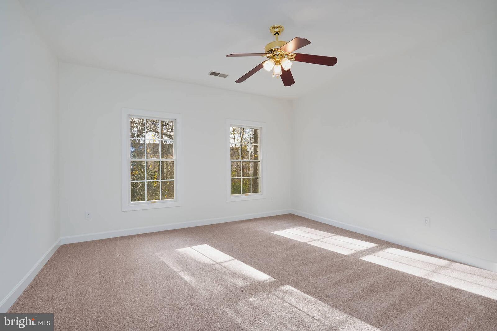 SOUTH RIVER COLONY - Residential