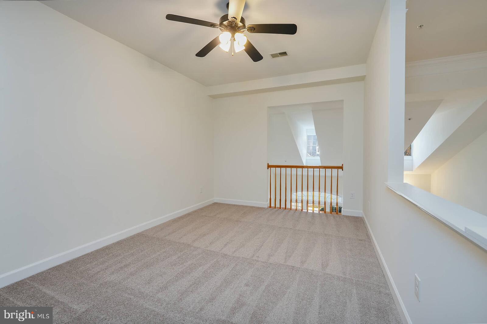 SOUTH RIVER COLONY - Residential