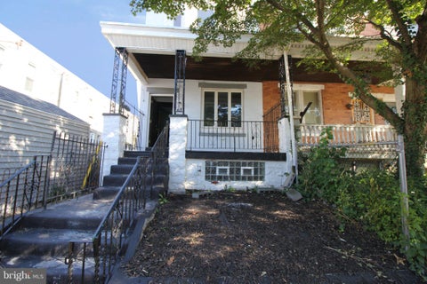 Townhouse For Sale - 68 E Slocum Street<br/> Philadelphia County, PHILADELPHIA, PA 19119