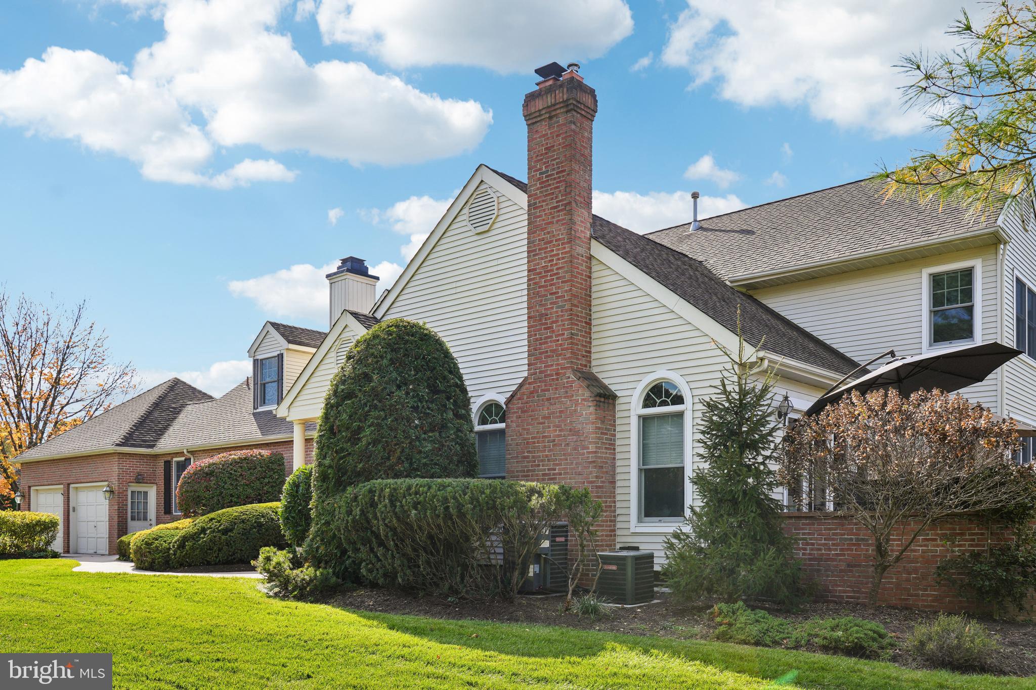 437 WINDROW CLUSTERS DRIVE