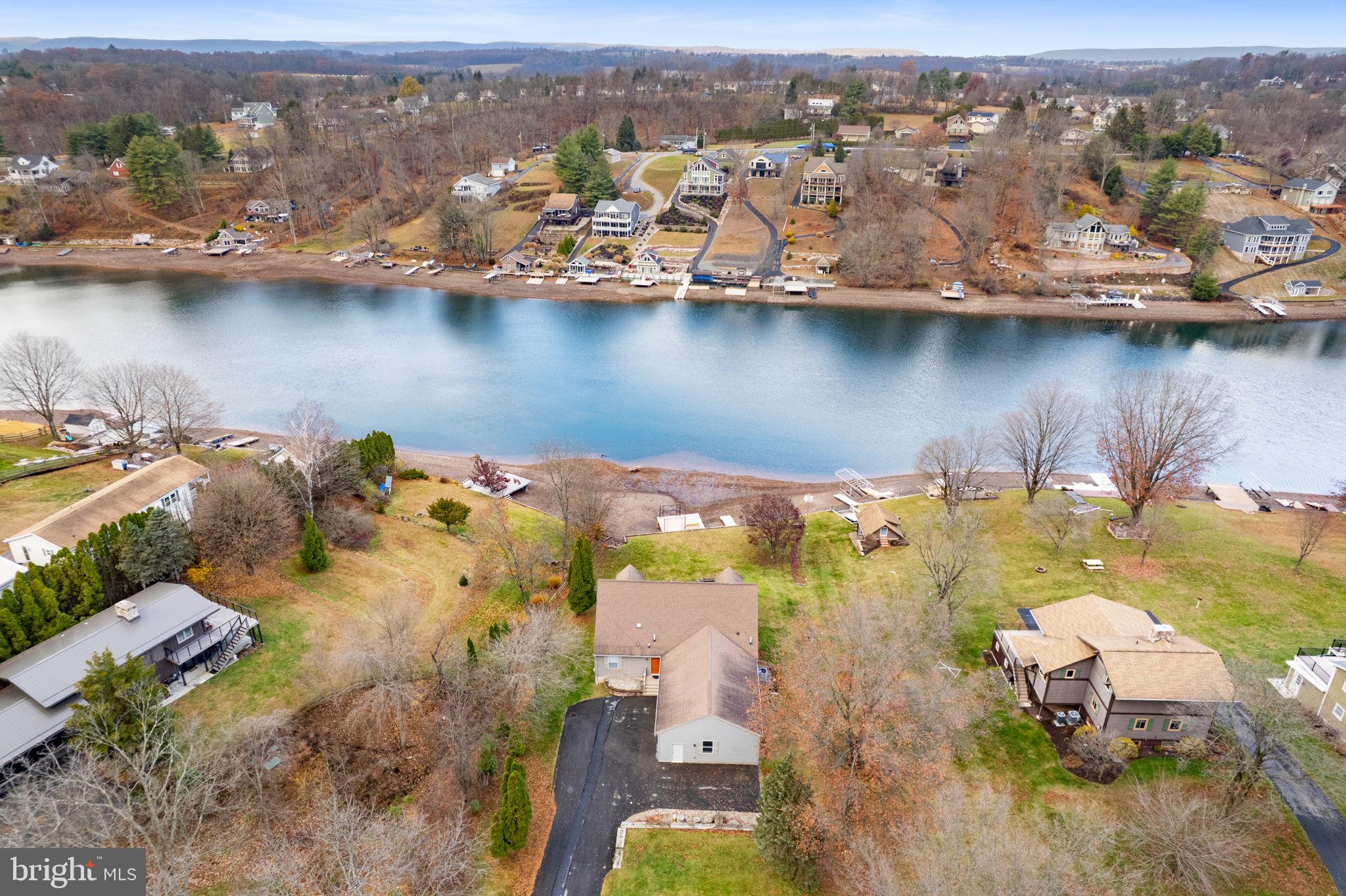 LAKE WYNONAH - Residential