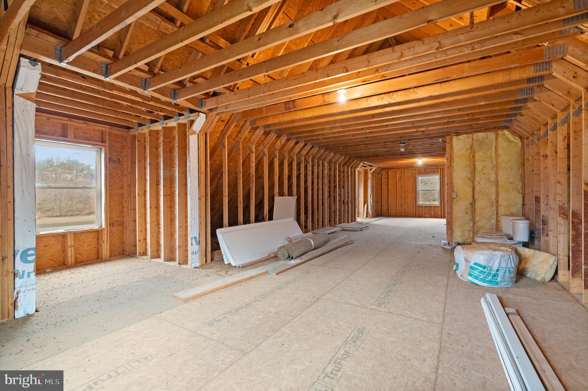 LAKE WYNONAH - Residential