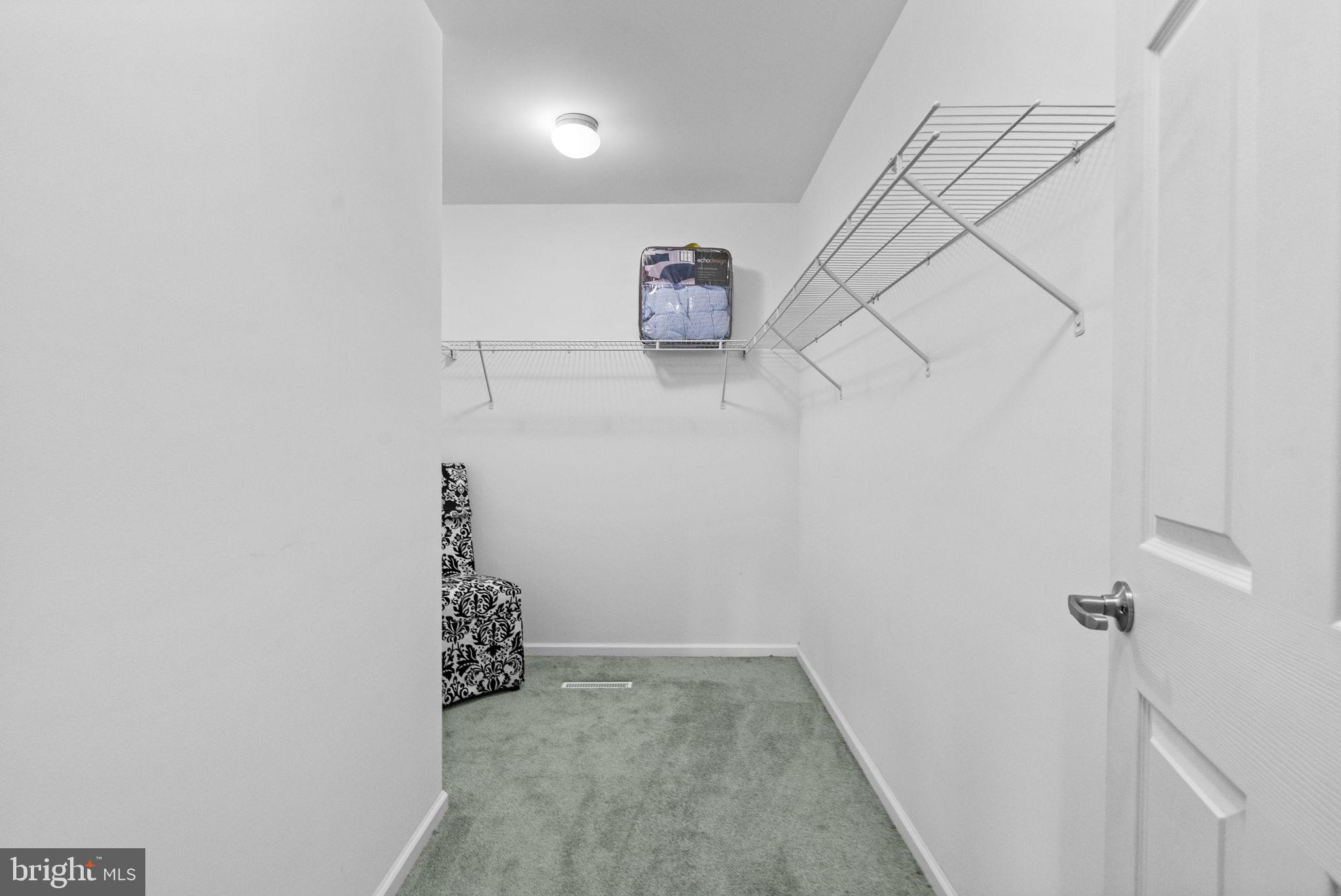 LAKE WYNONAH - Residential