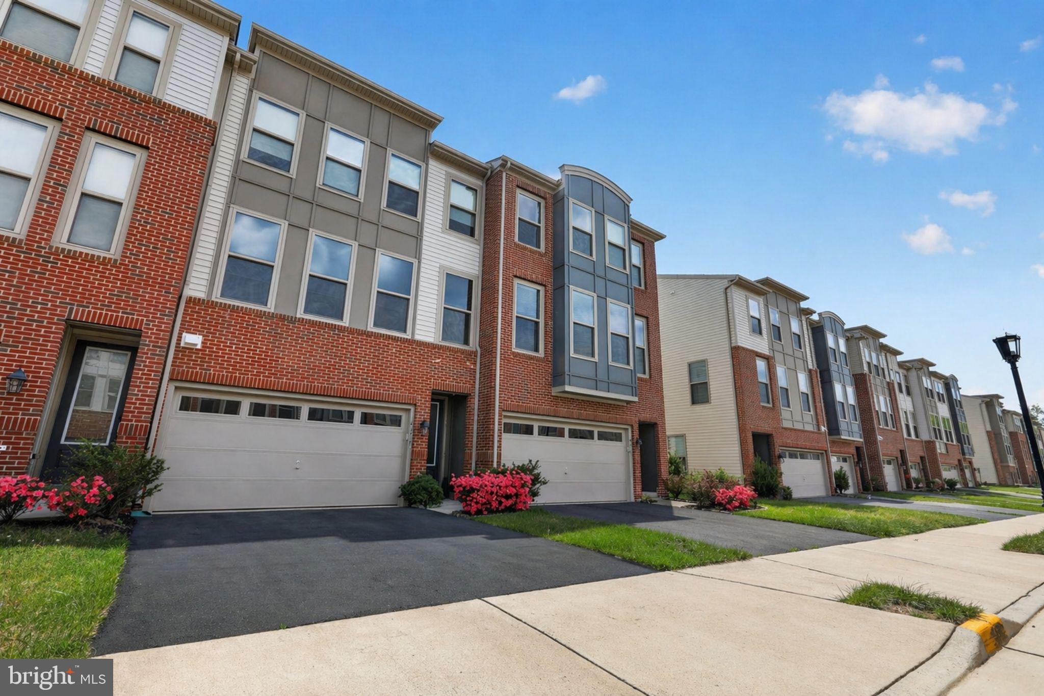 GLASCOCK FIELD AT STONE RIDGE - Residential