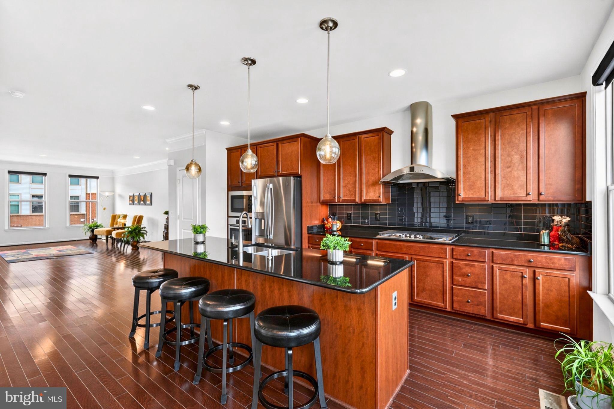 42410 DOGWOOD GLEN SQUARE