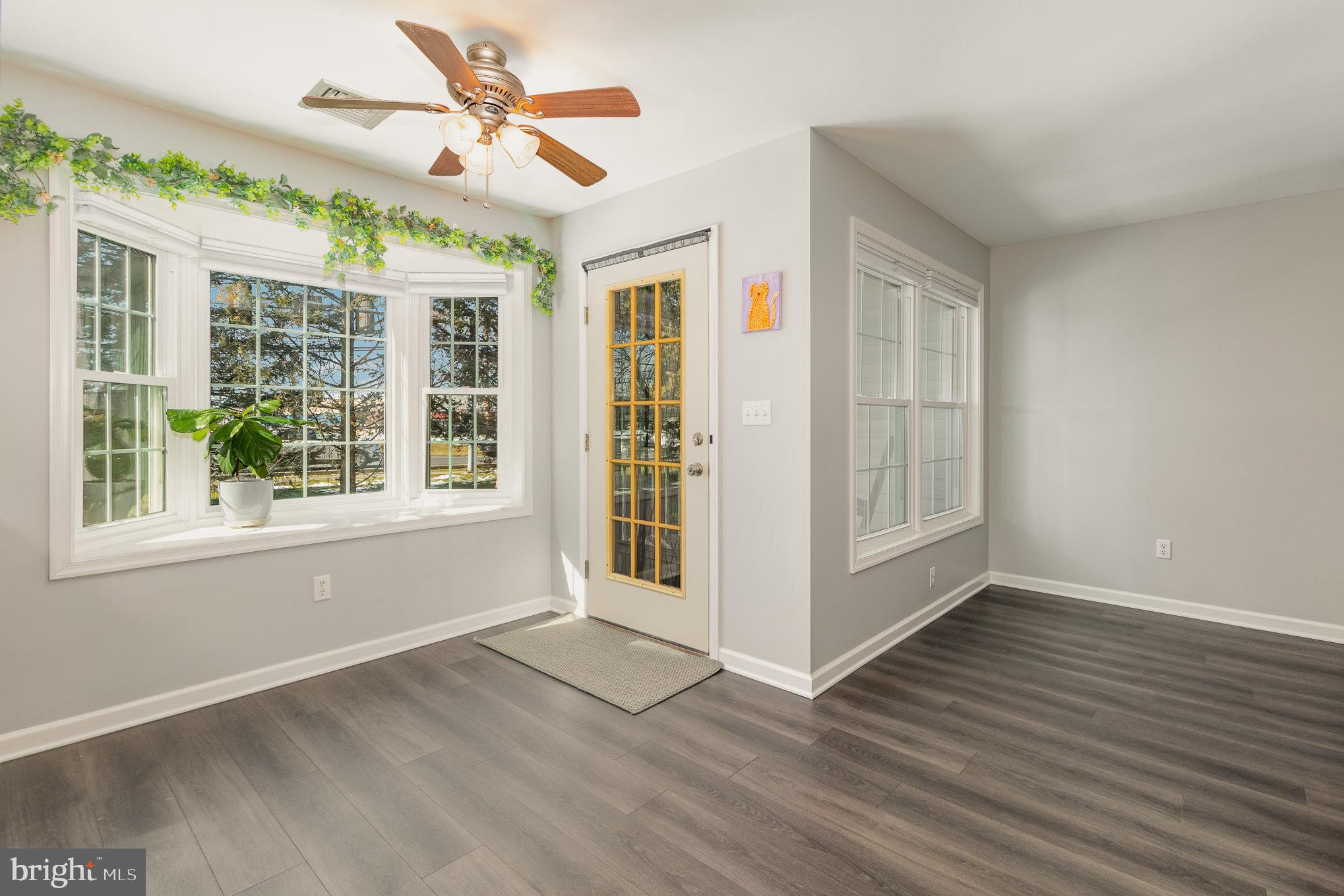 PORTLAND COURT - Residential