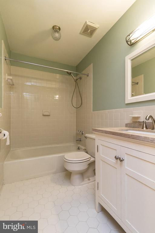 PARTRIDGE RUN EST - Residential