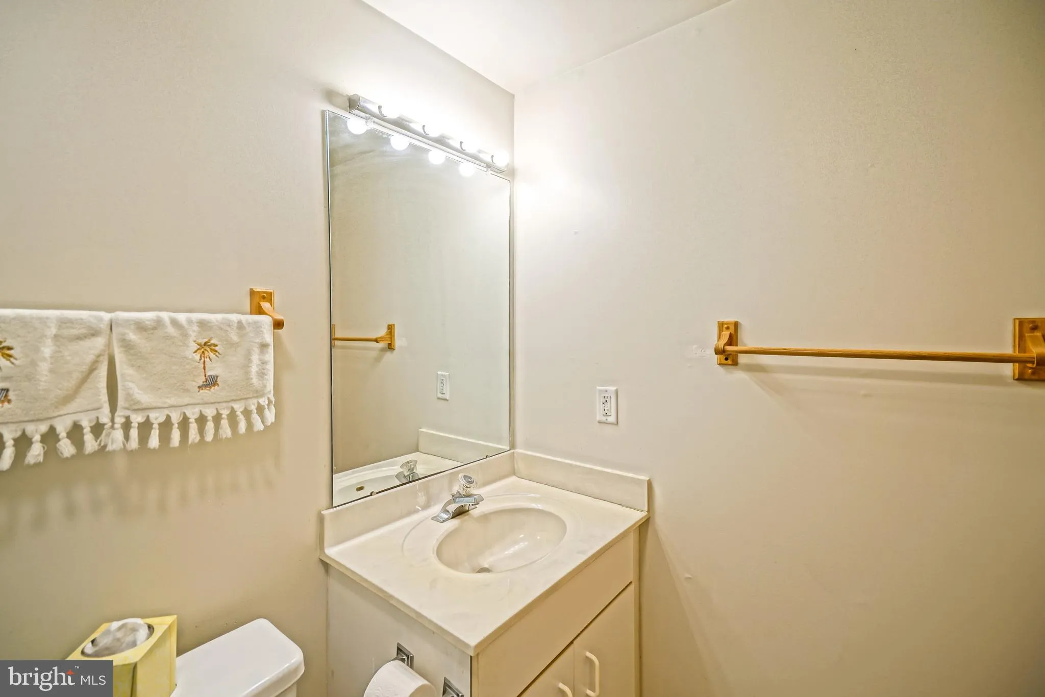 Rehoboth Beach, Delaware 19971, United States, 3 Bedrooms Bedrooms, ,2 BathroomsBathrooms,Residential,Active,227940