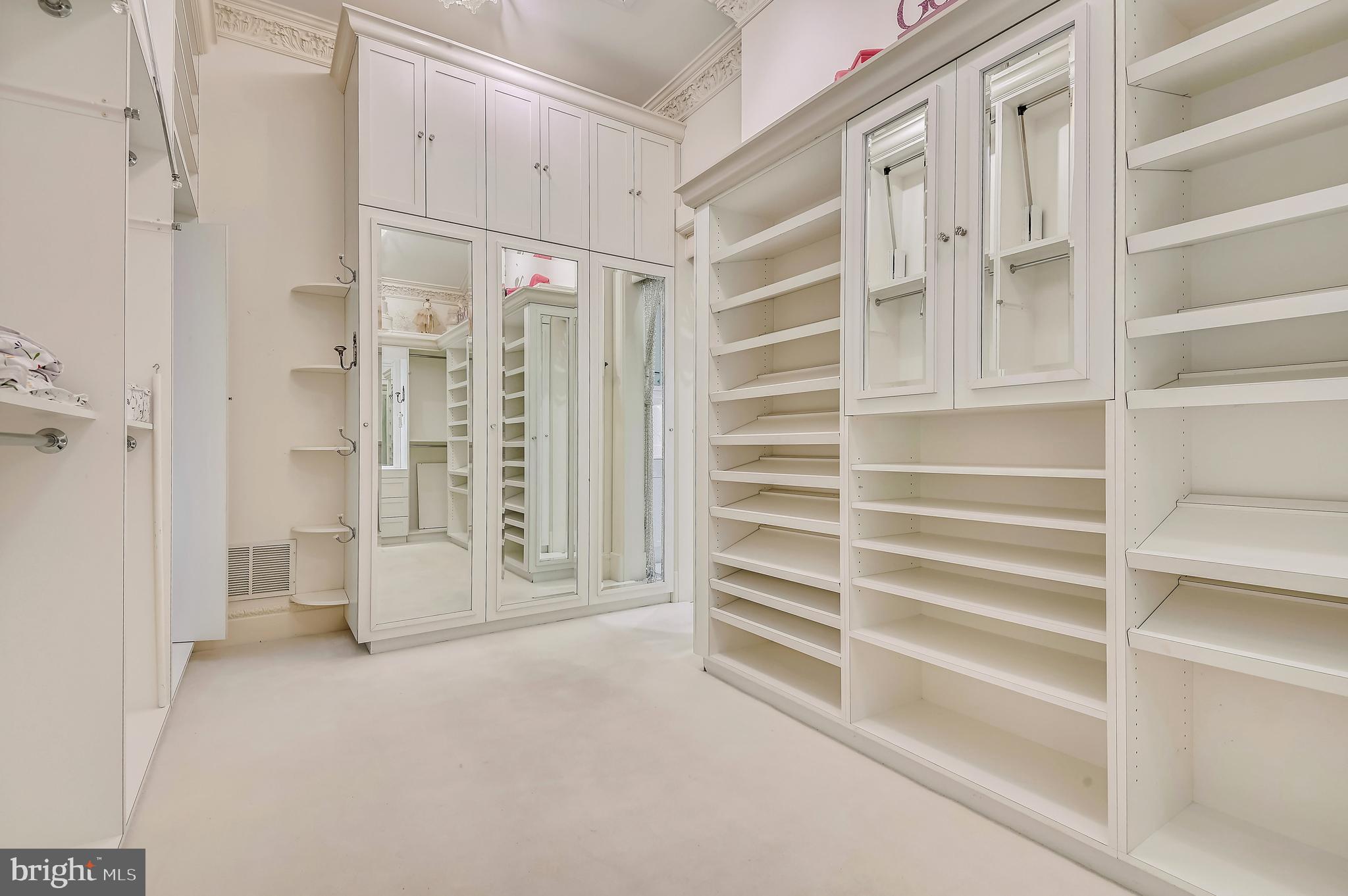 BELFAST VALLEY - Farm