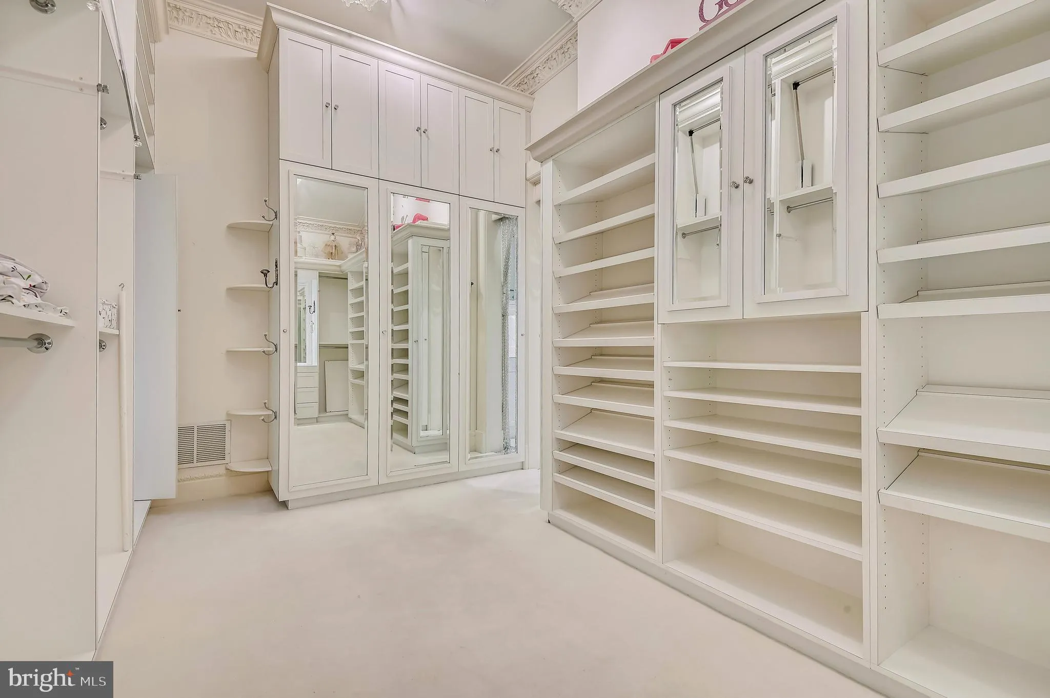 Sparks, Maryland 21152, United States, 5 Bedrooms Bedrooms, ,6 BathroomsBathrooms,Residential,Contingent,50479