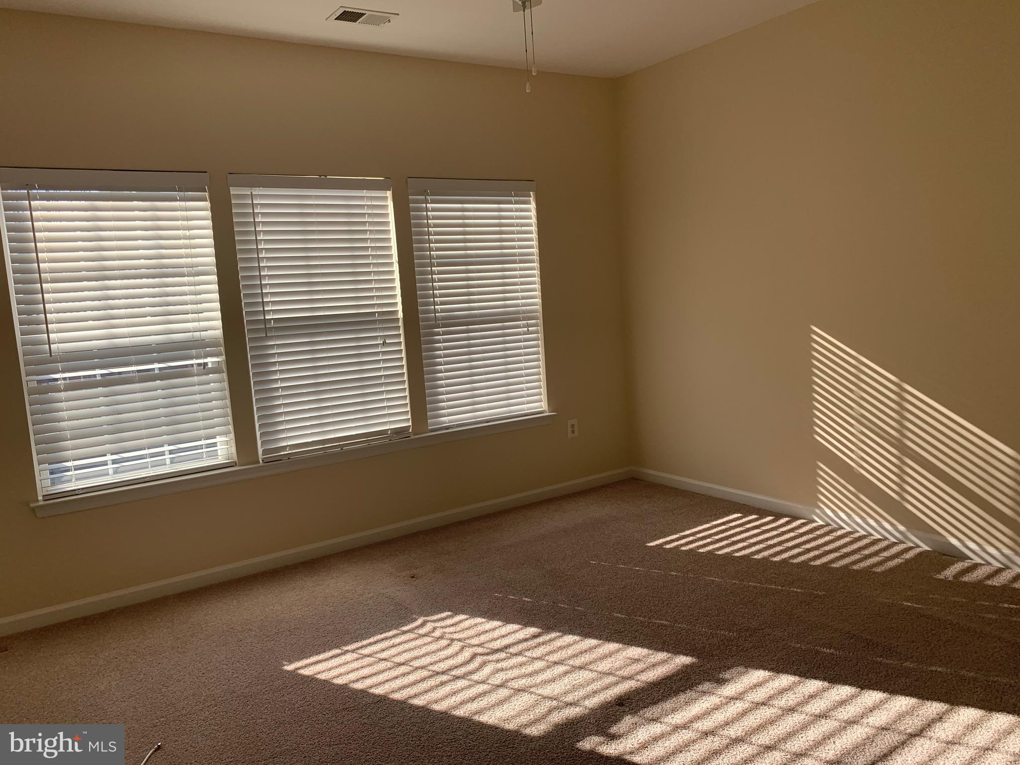 MANASSAS PARK STATION - Residential Lease