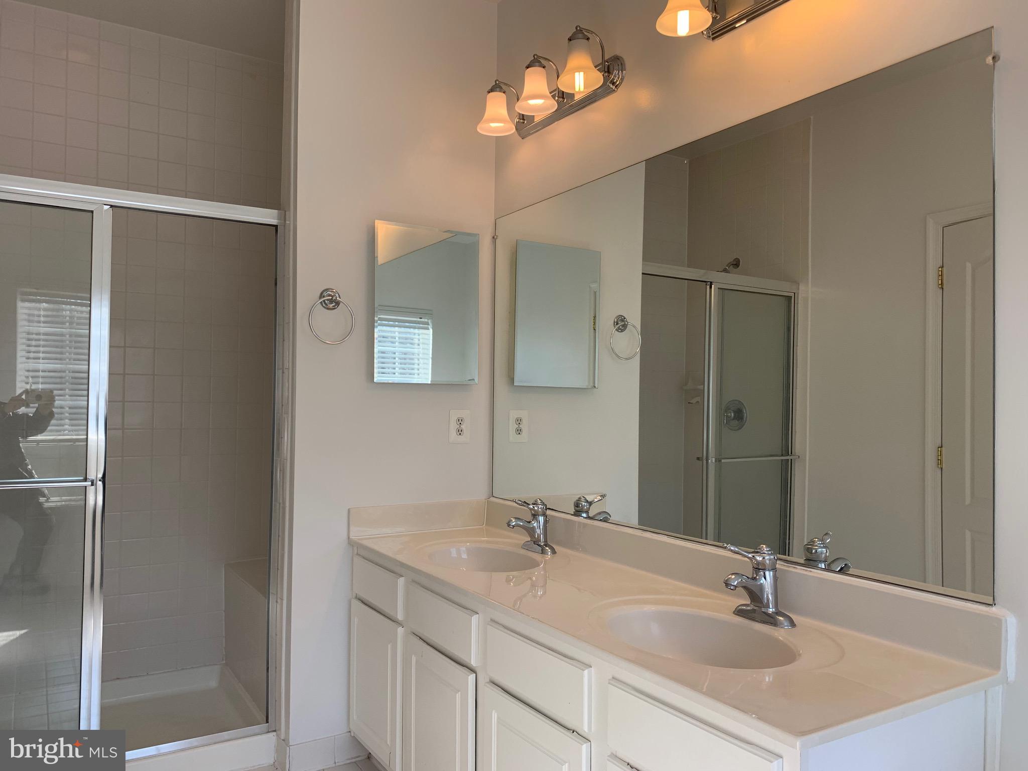 MANASSAS PARK STATION - Residential Lease