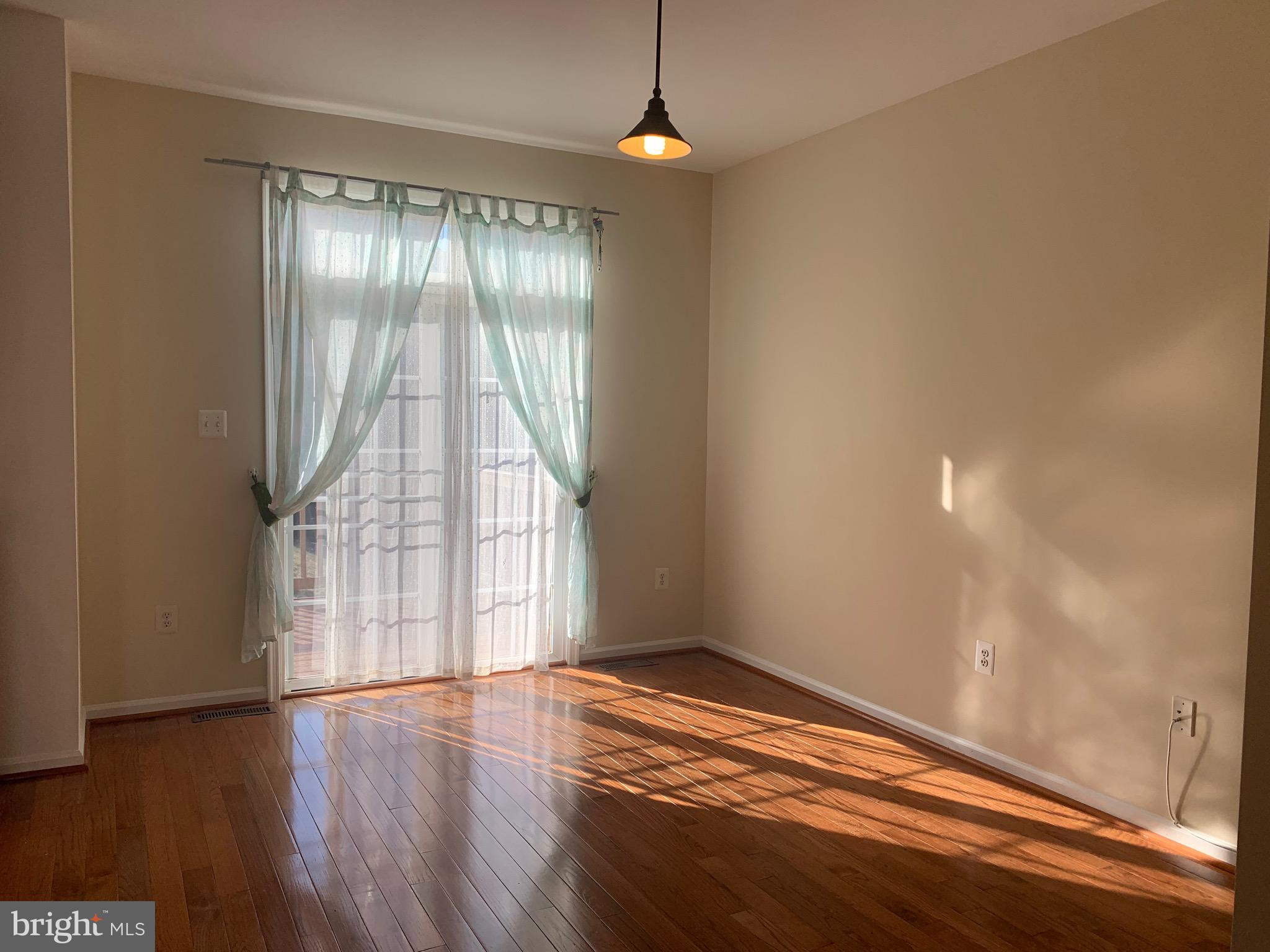 MANASSAS PARK STATION - Residential Lease