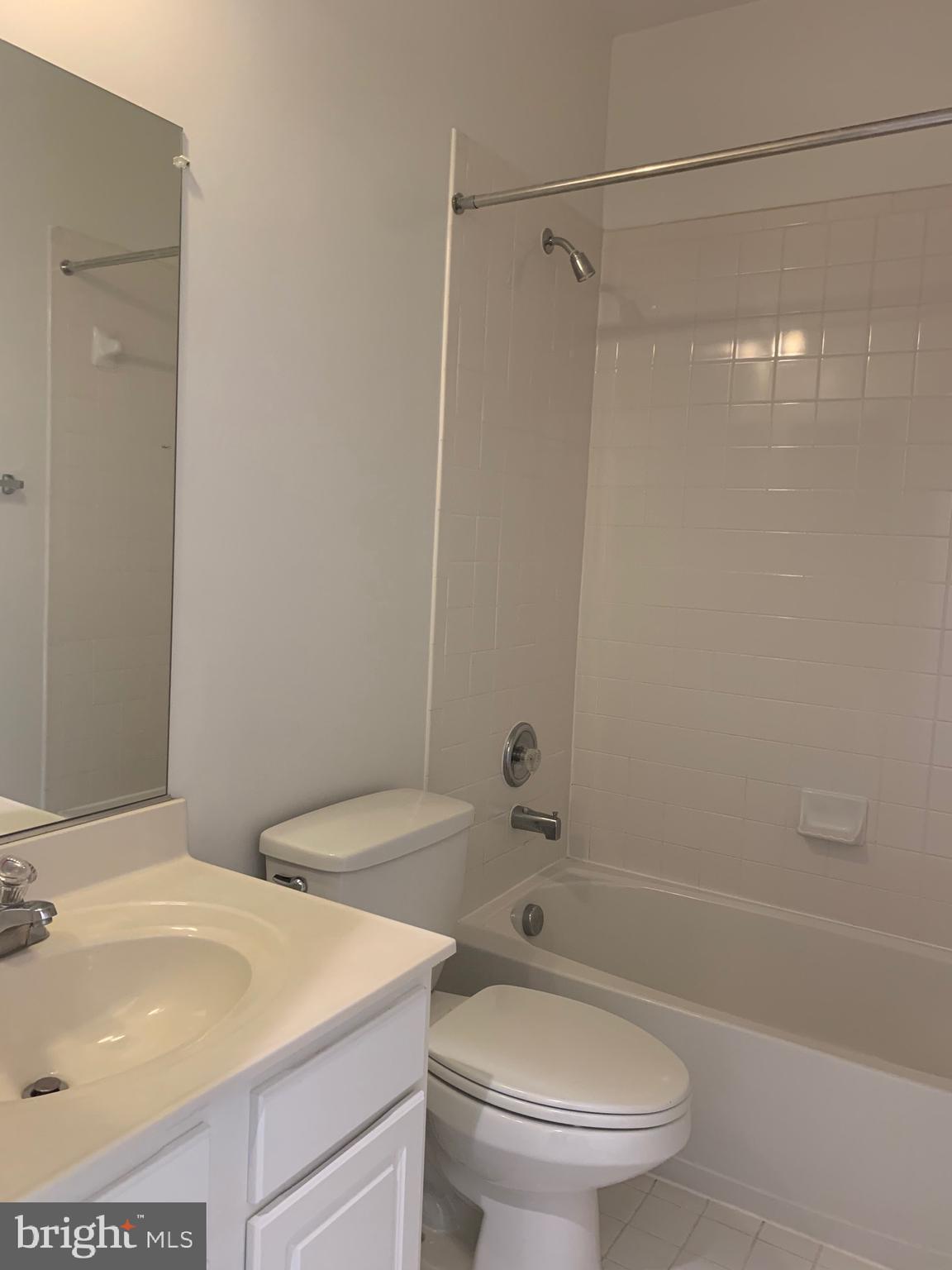 MANASSAS PARK STATION - Residential Lease