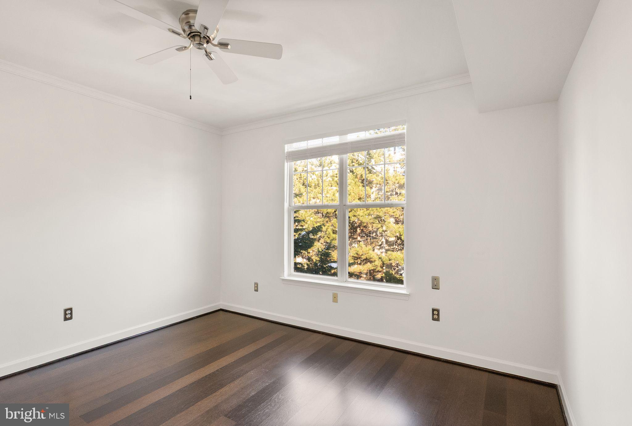 LILLIAN COURT AT TYSONS - Residential