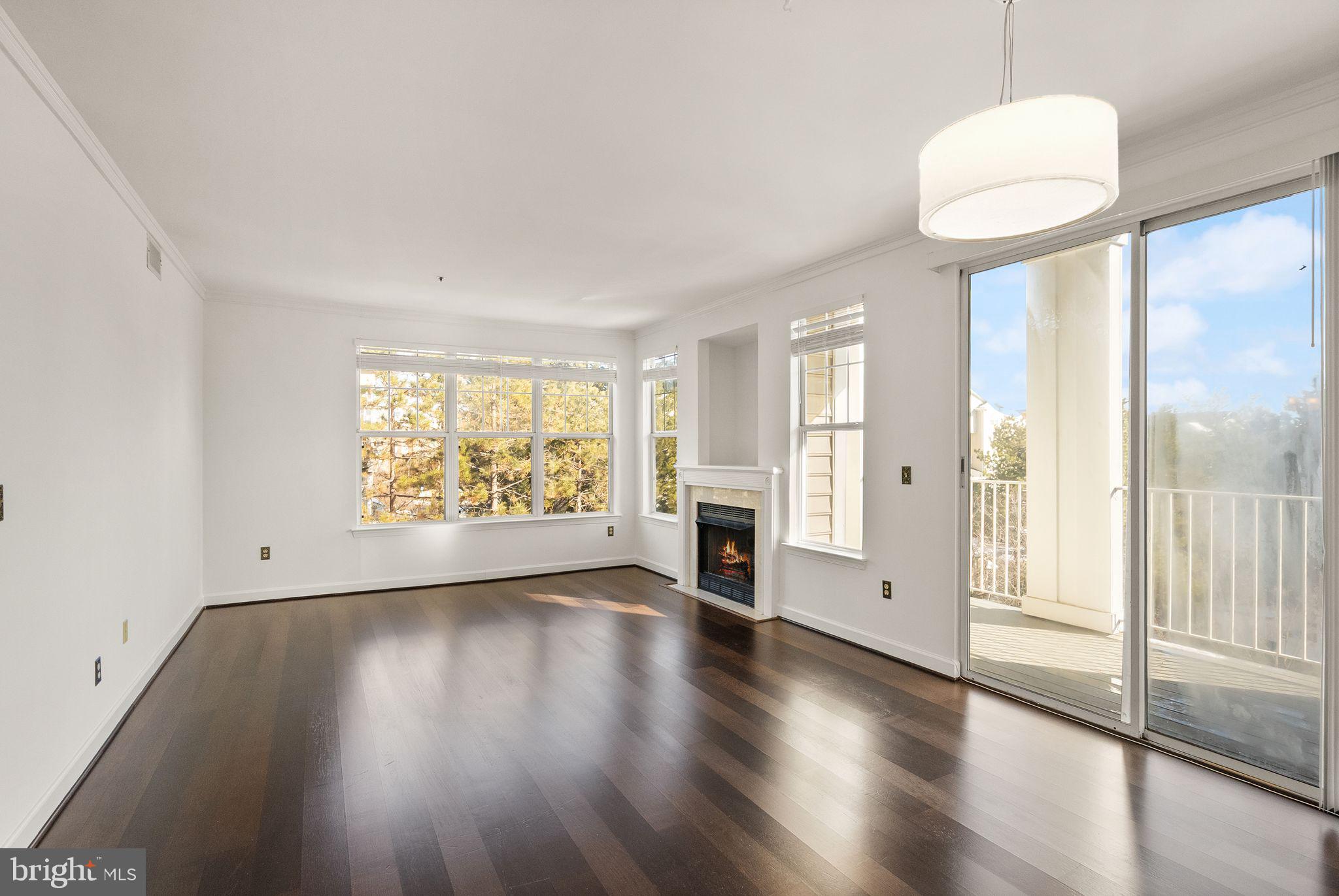 LILLIAN COURT AT TYSONS - Residential