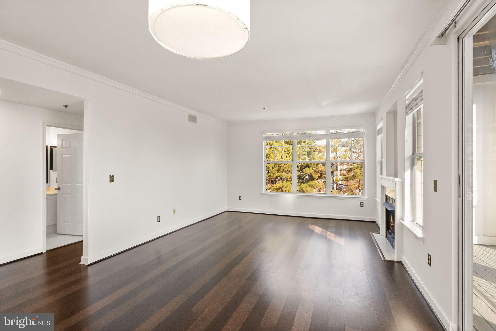 LILLIAN COURT AT TYSONS - Residential