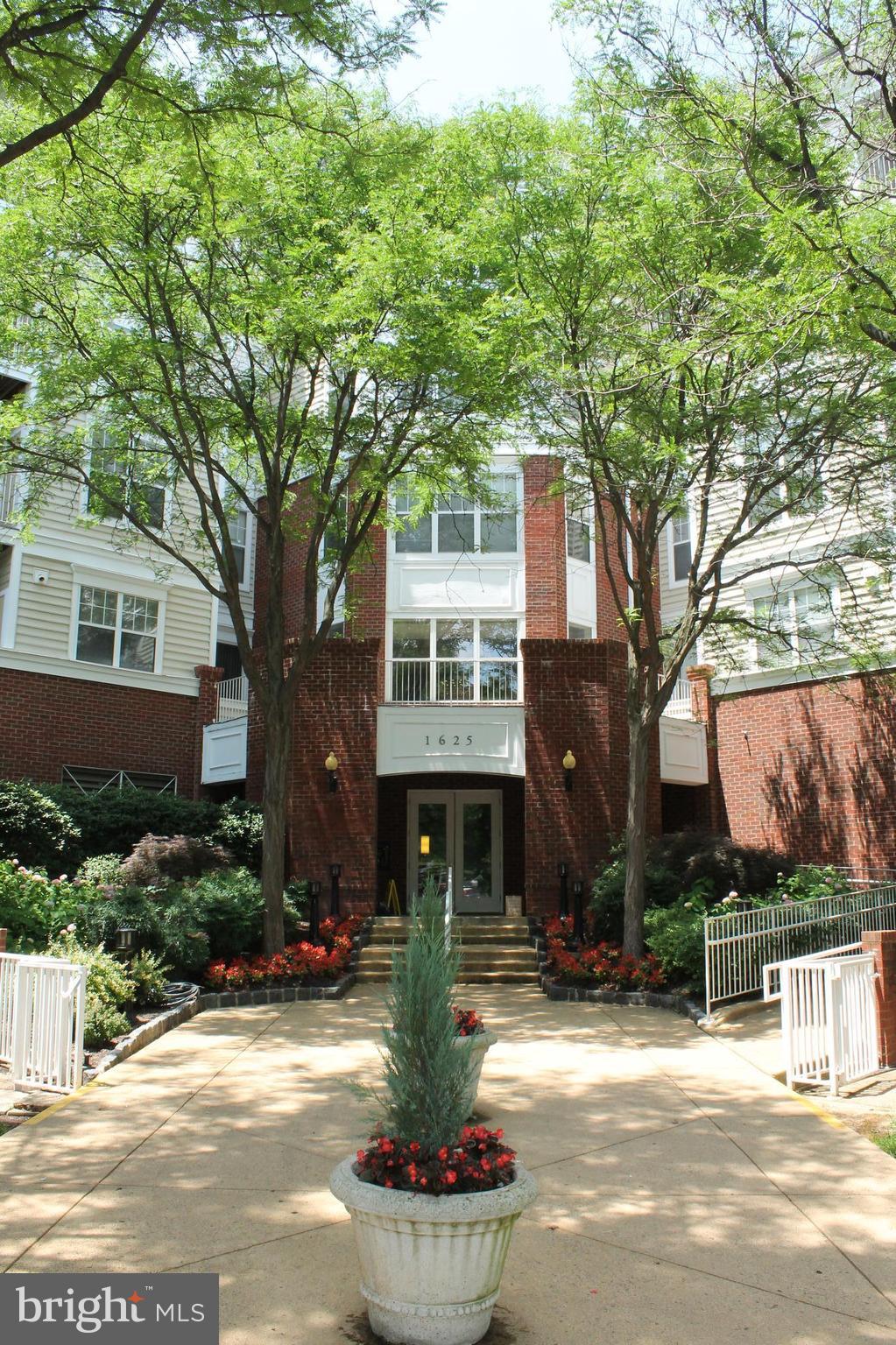 1625 INTERNATIONAL DRIVE 305