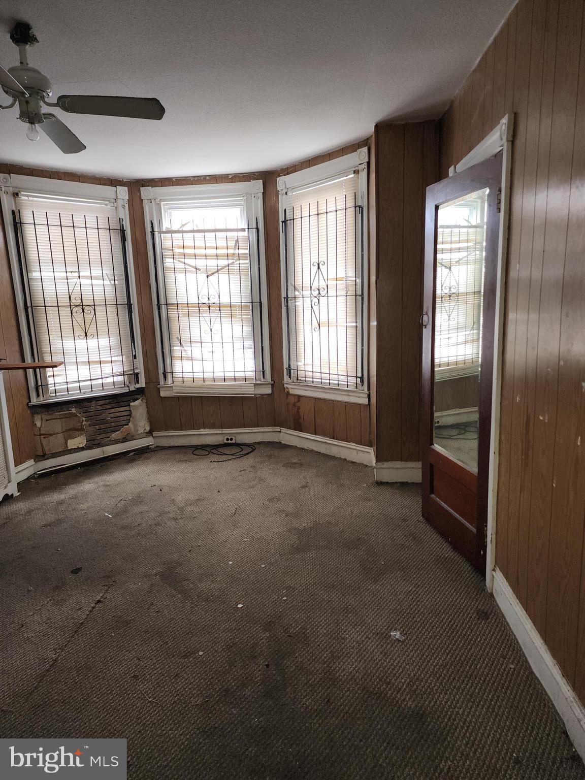 PHILADELPHIA - Residential