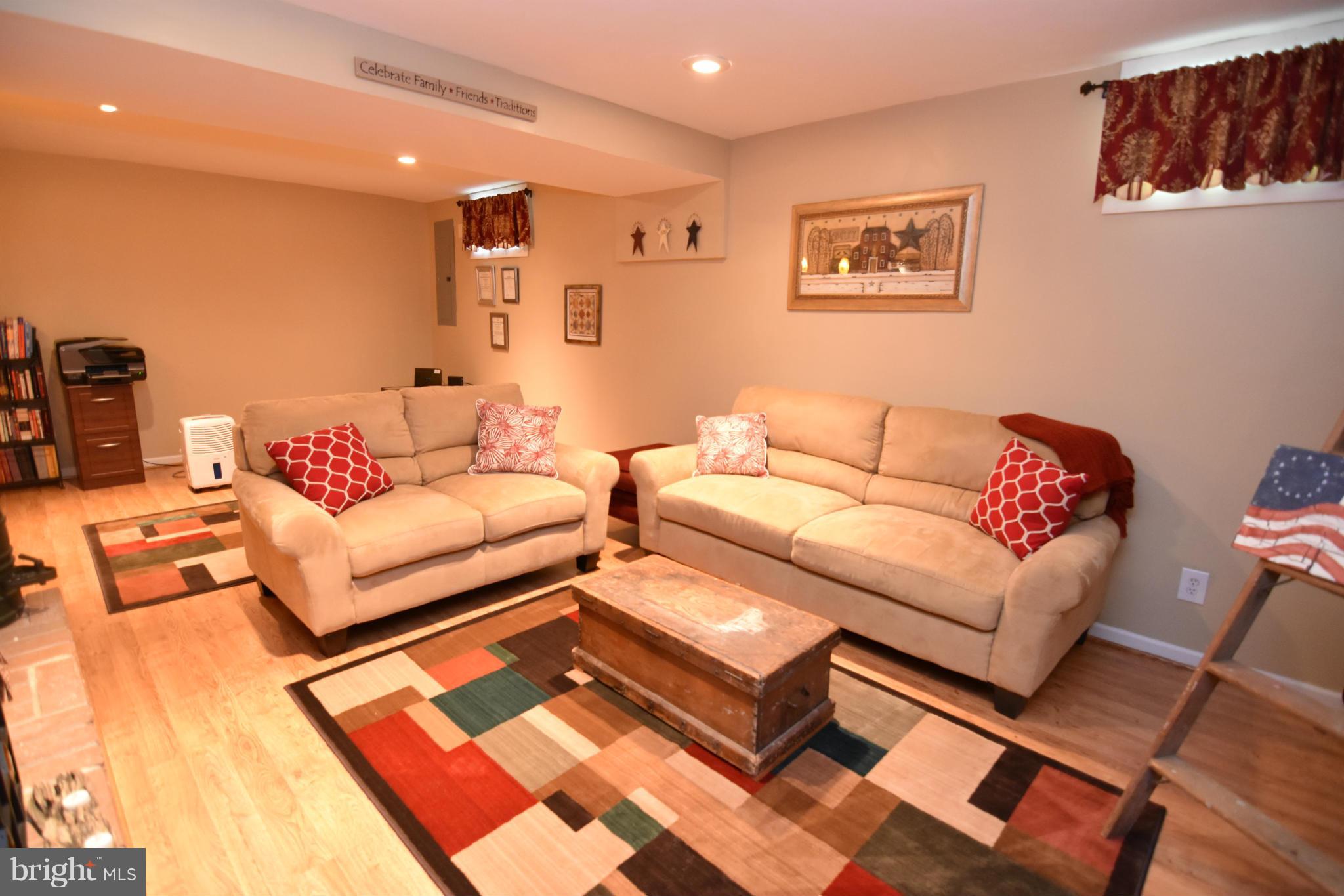 TOWN CREEK - Residential