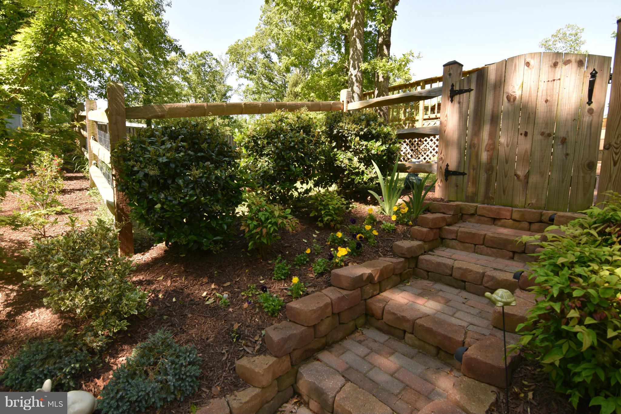 TOWN CREEK - Residential