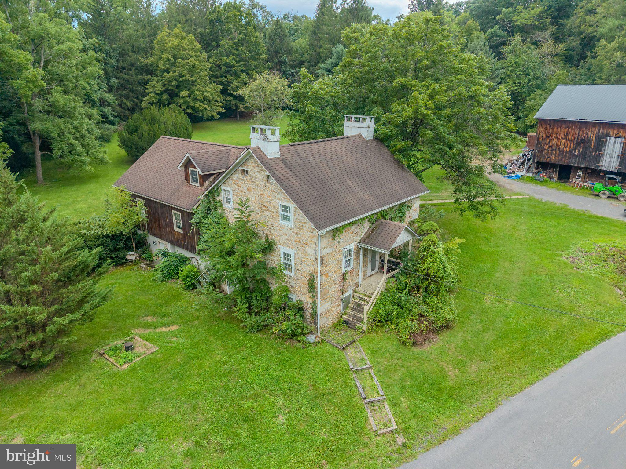 4596 ARCH ROCK ROAD