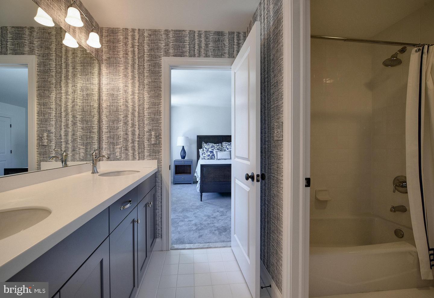 CHAPEL HILL - Residential